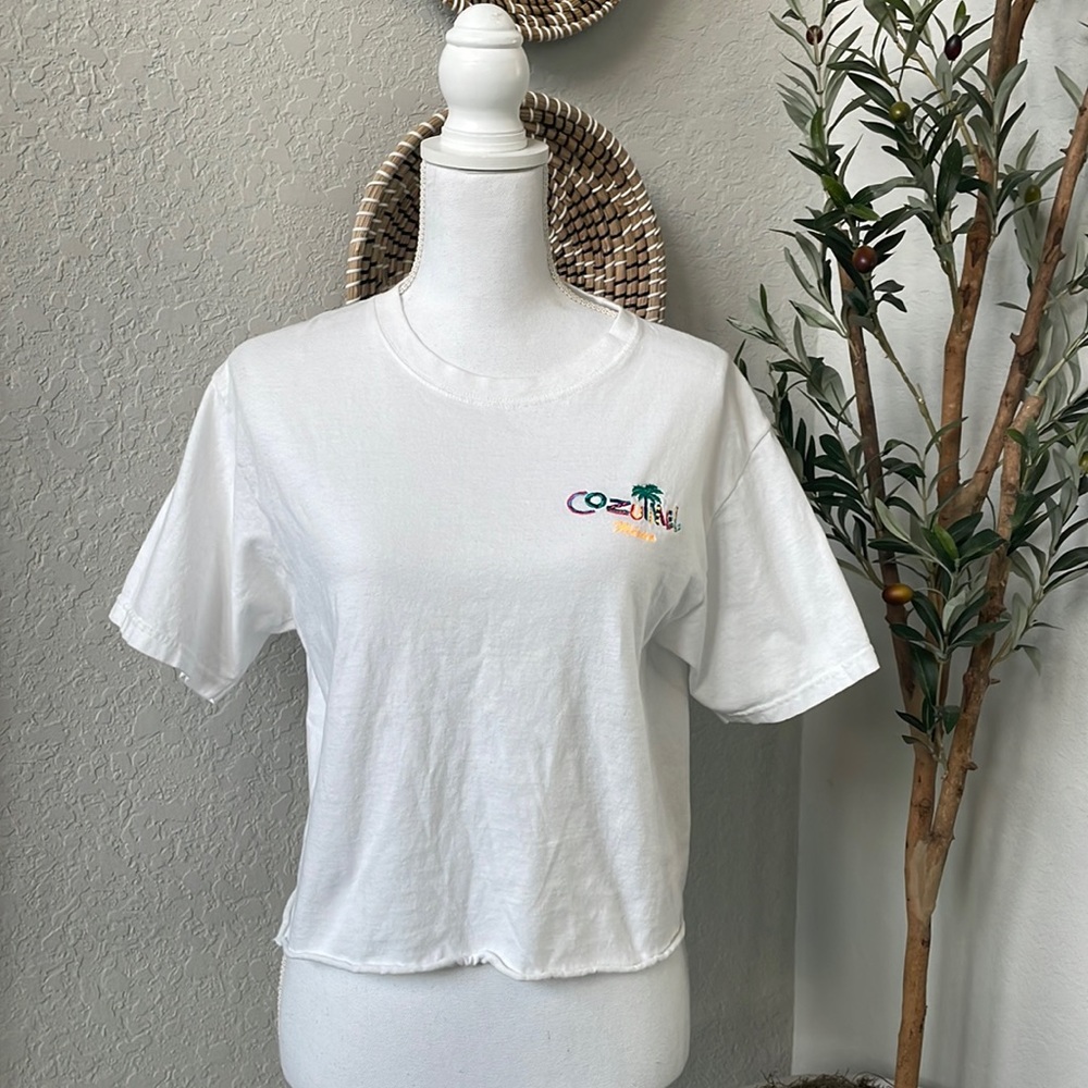 Cozumel Mexico 100%Cotton Cropped Graphic Tee Adult Size Medium